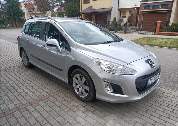 Peugeot 308 cena 19000 przebieg: 232500, rok produkcji 2012 z Dzierżoniów małe 121